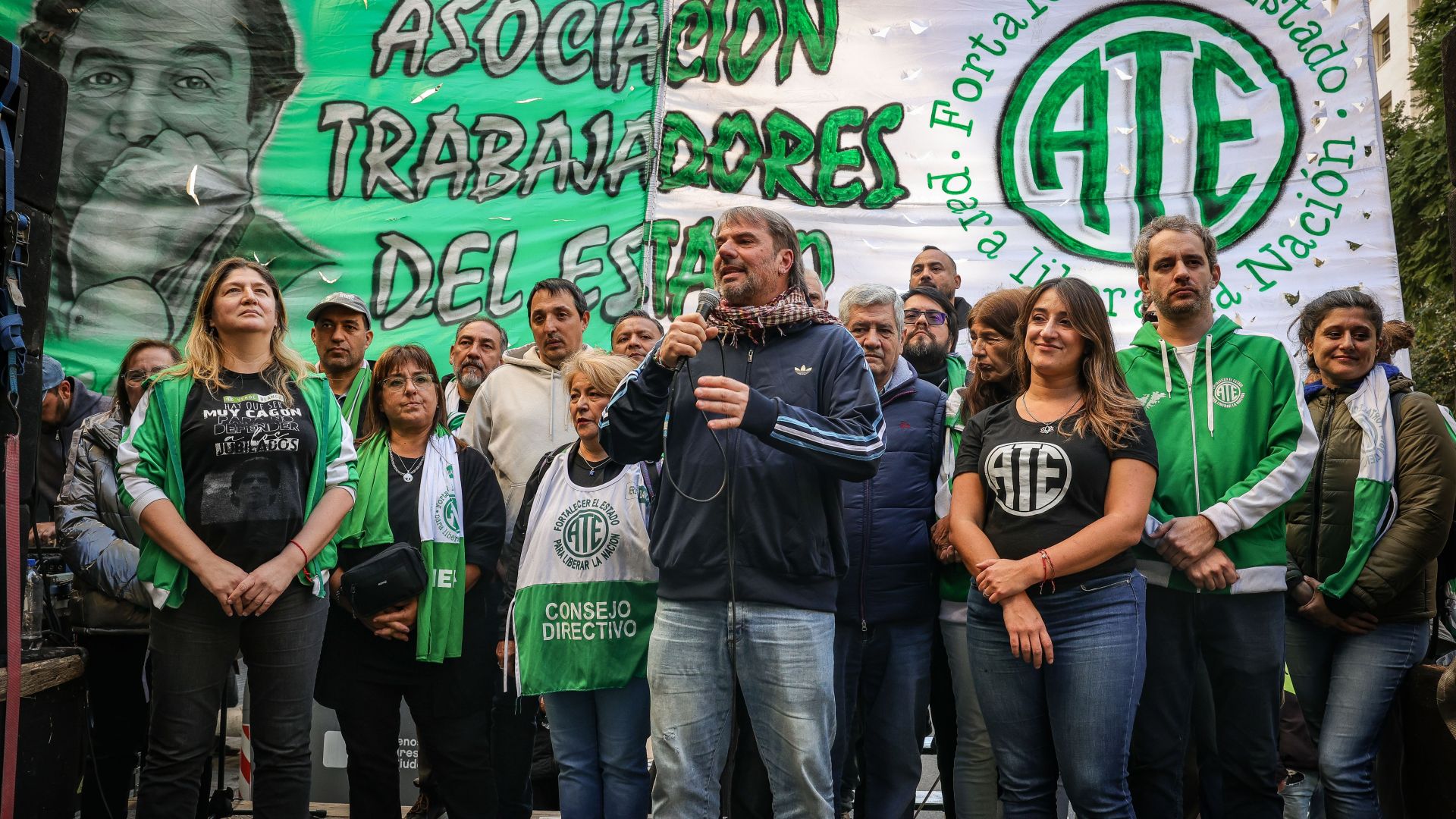 A la motosierra: Unidad, militancia y organización