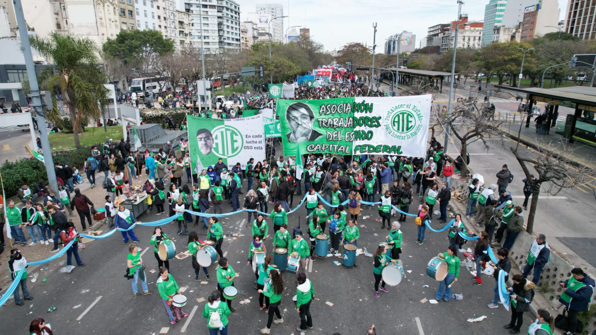 Unidad del pueblo trabajador contra especuladores y formadores de precios