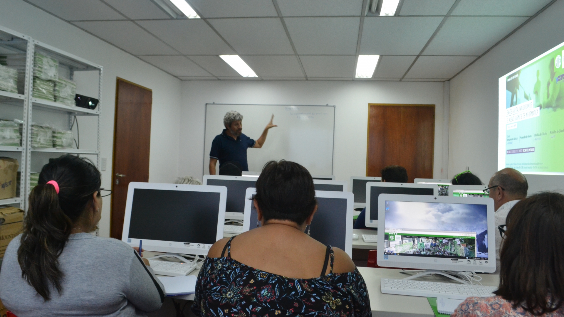 Se inauguró el Gabinete Informático de ATE Capital