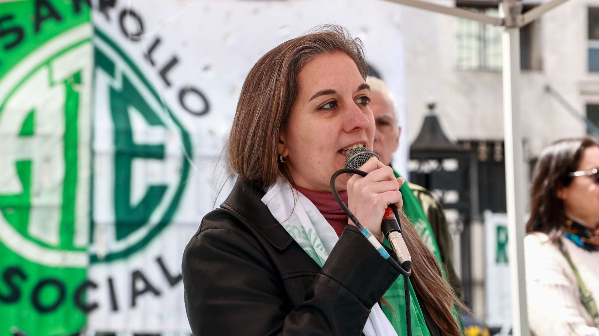 Vaciamiento, pérdida salarial y deterioro de condiciones laborales de la mano de Pettovello