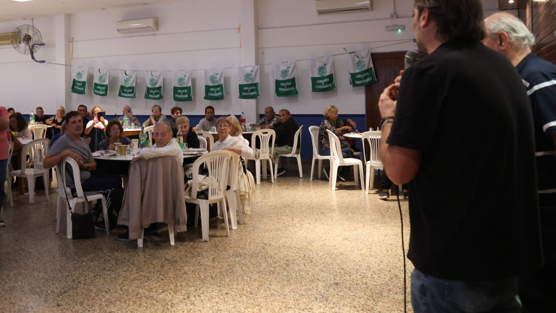 Gran almuerzo con los y las jubiladas de ATE Capital