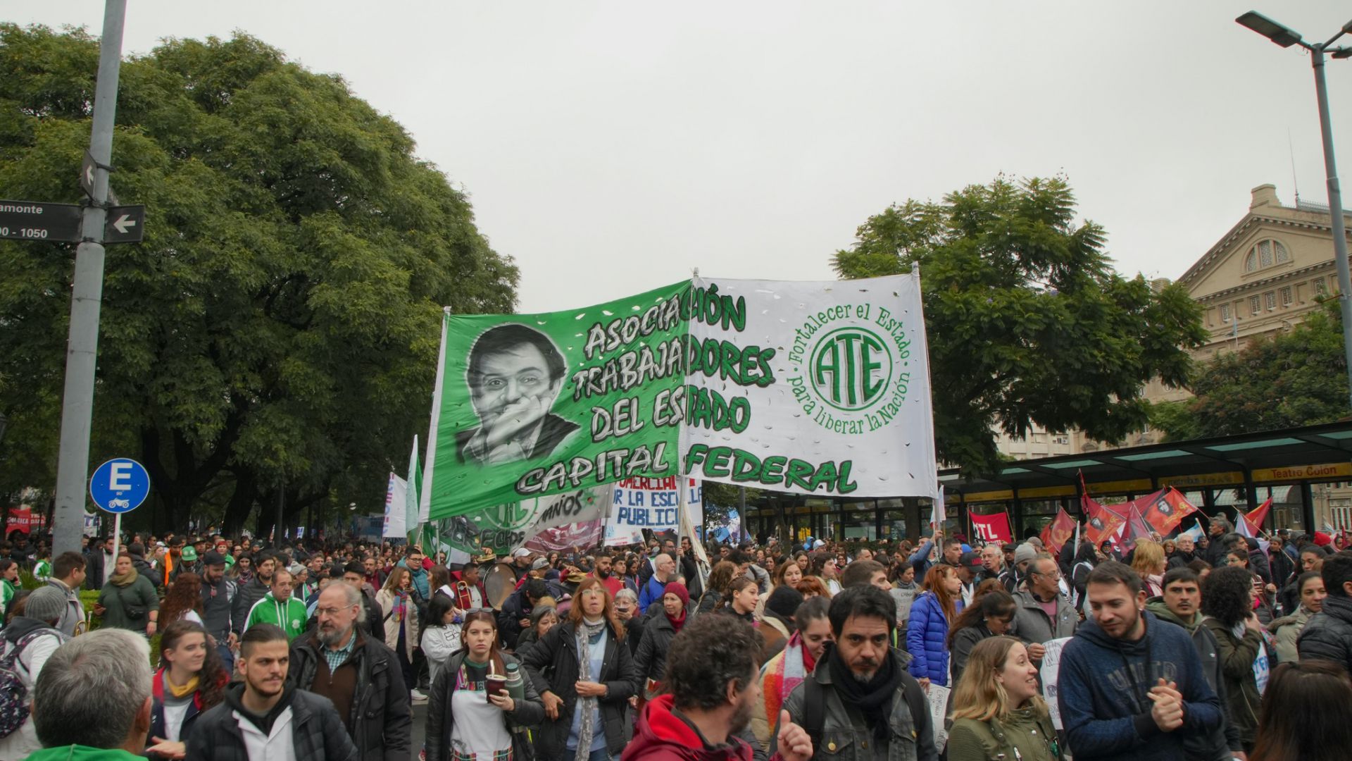 Arriba los salarios, abajo la reforma