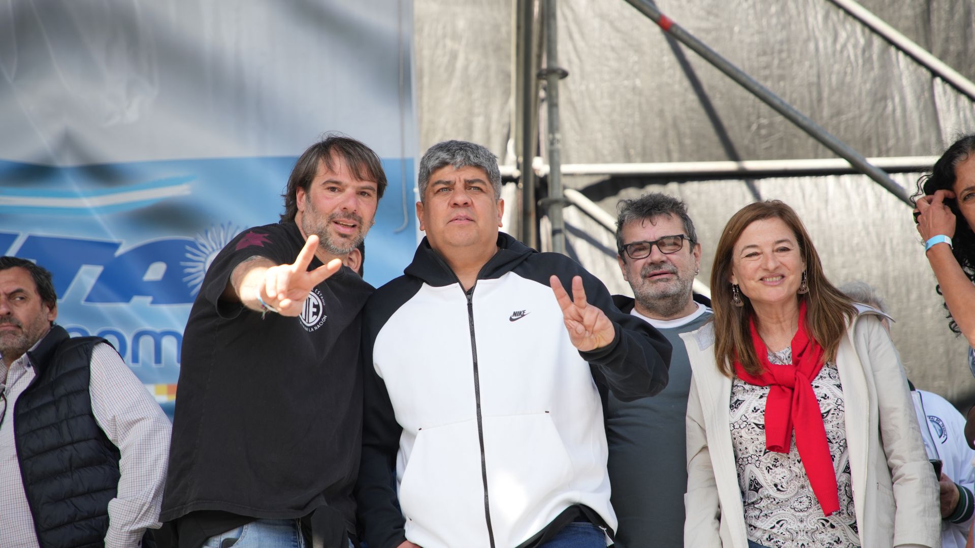 La Plaza de Mayo se llenó de dignidad