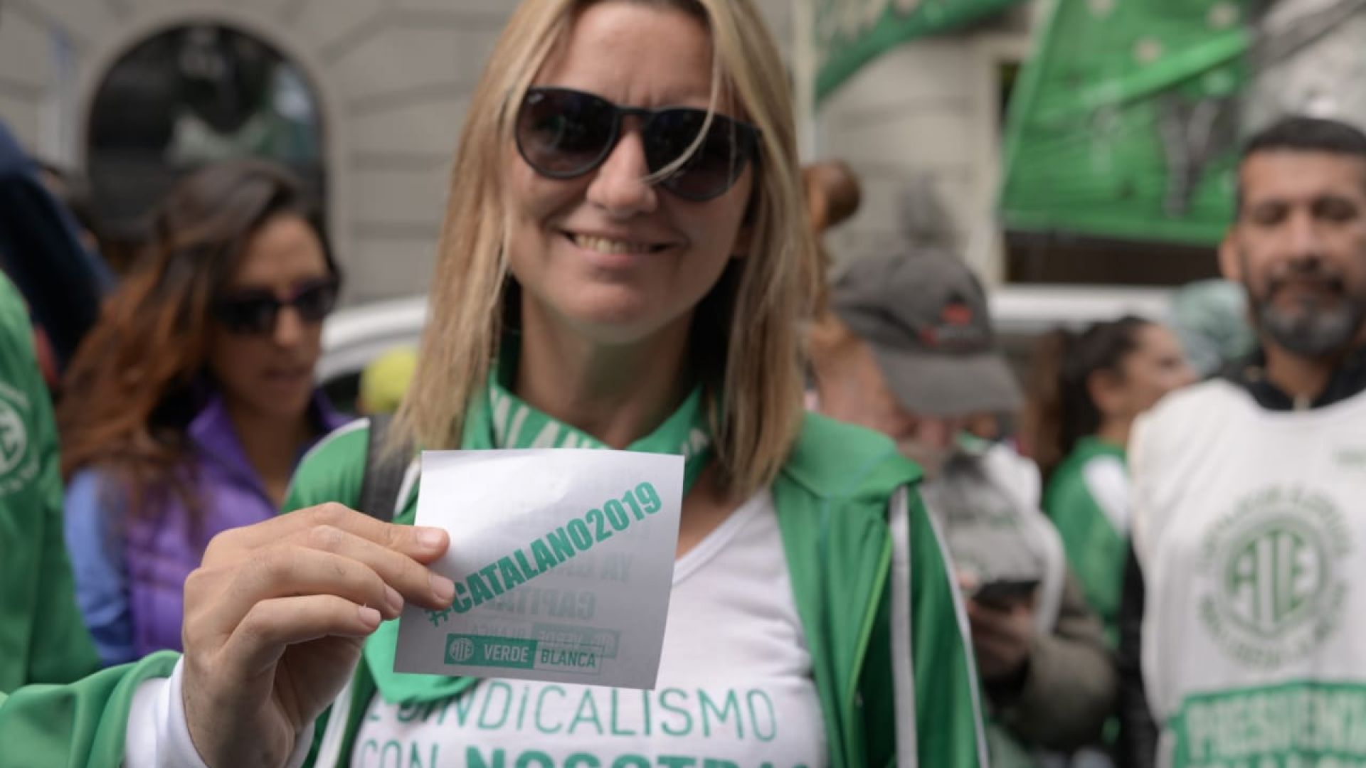 Alto acatamiento al paro nacional  y masiva movilización de trabajadores y trabajadoras a Plaza de Mayo