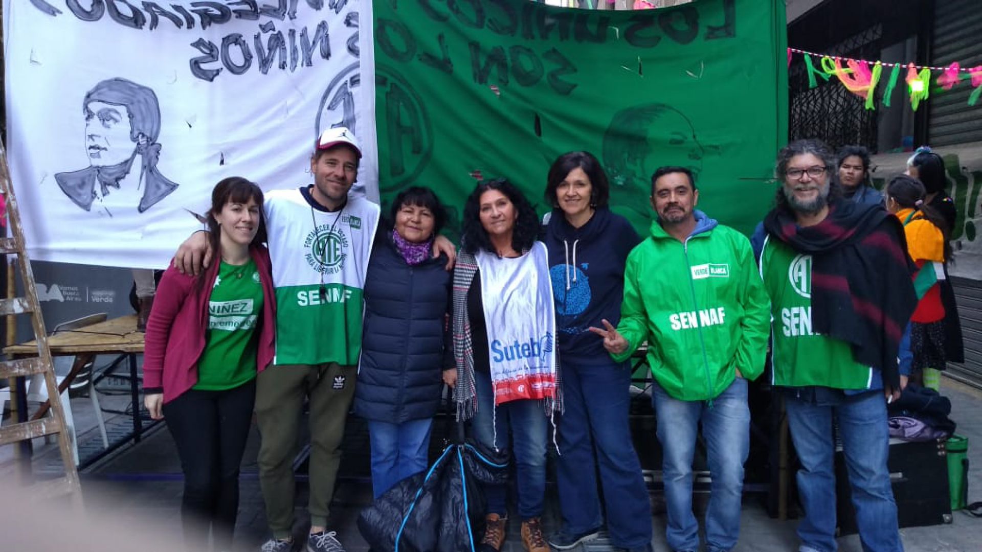 Niñez en Emergencia: jornada cultural de lucha frente a la Secretaría Nacional de Niñez, Adolescencia y Familia